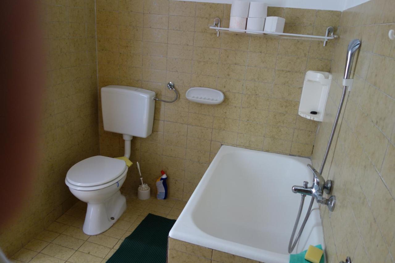 Apartments Lavanda Lukovo Ngoại thất bức ảnh